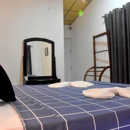 Hotel H2O Gampola Bagian luar foto