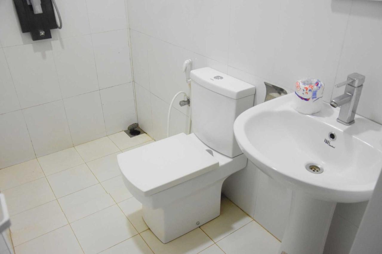 Hotel H2O Gampola Bagian luar foto