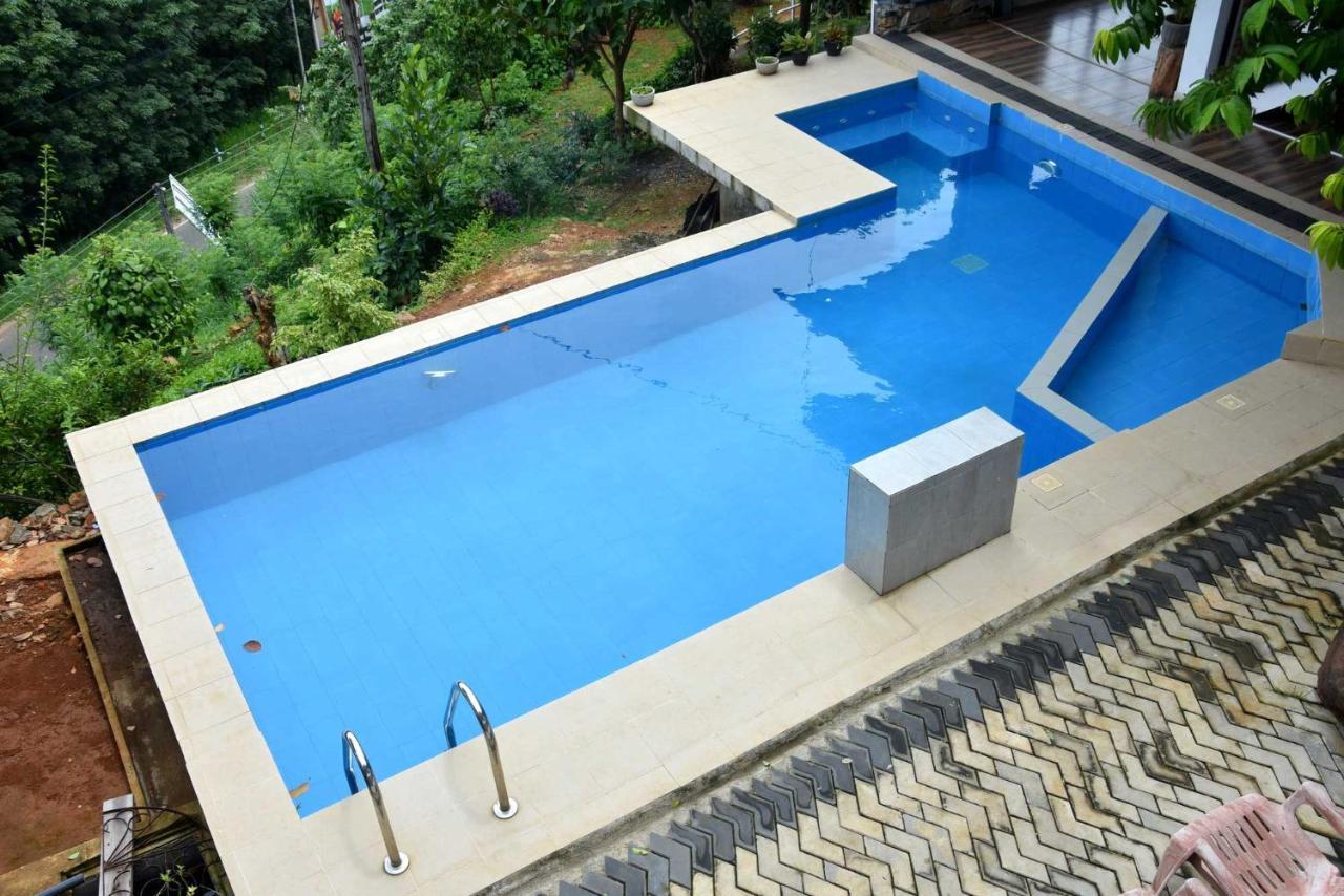 Hotel H2O Gampola Bagian luar foto