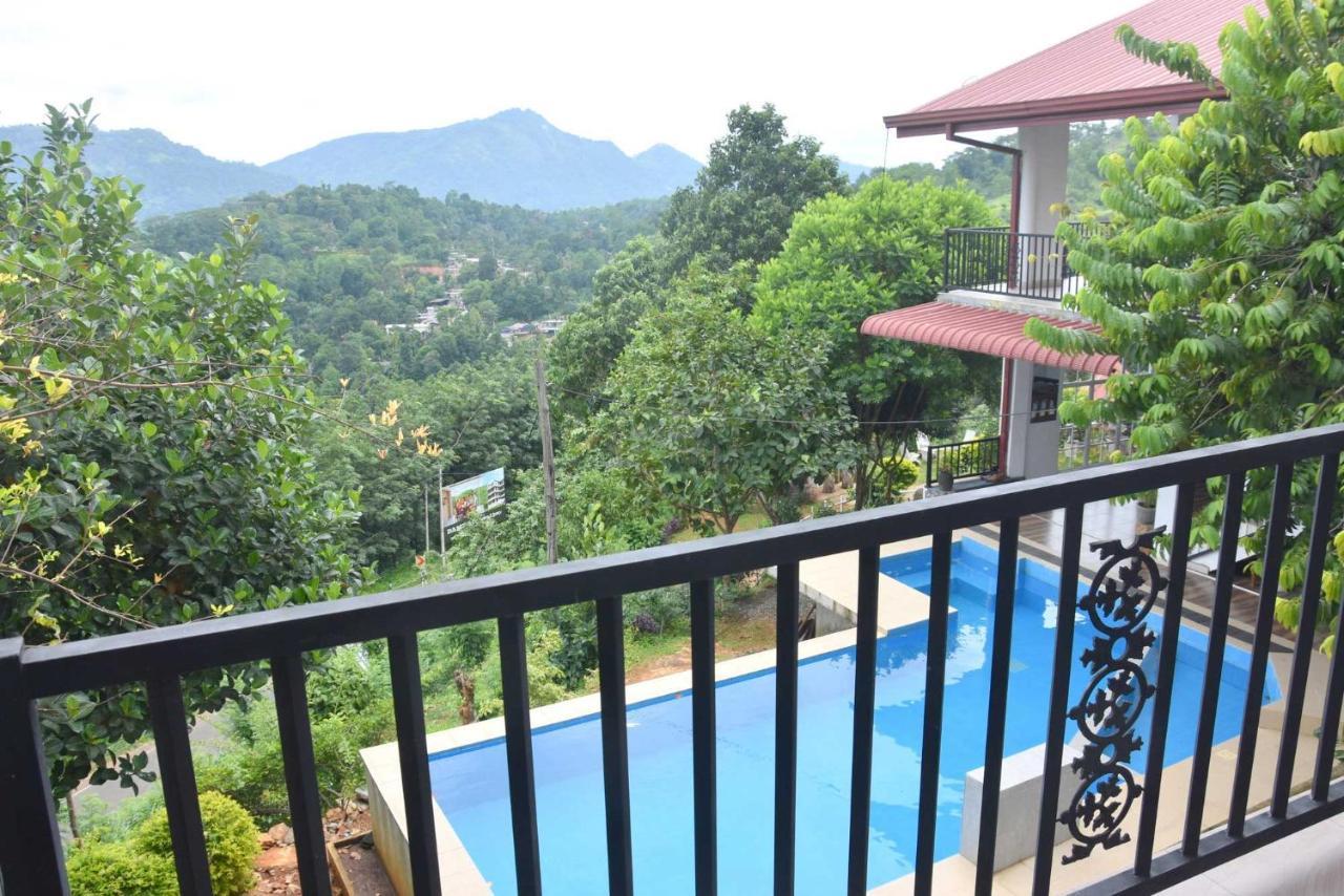 Hotel H2O Gampola Bagian luar foto