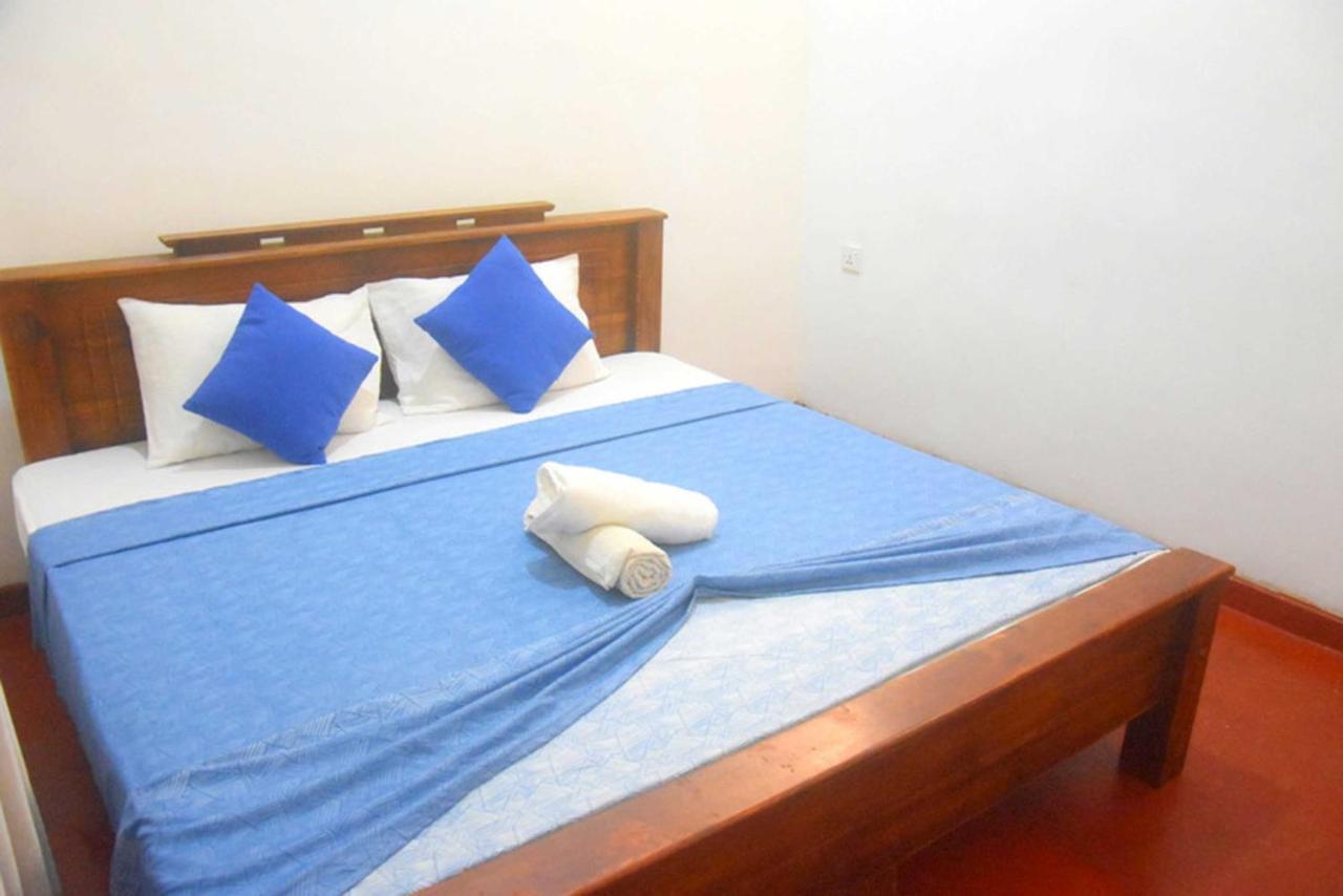 Hotel H2O Gampola Bagian luar foto